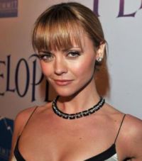 /christinaricci10